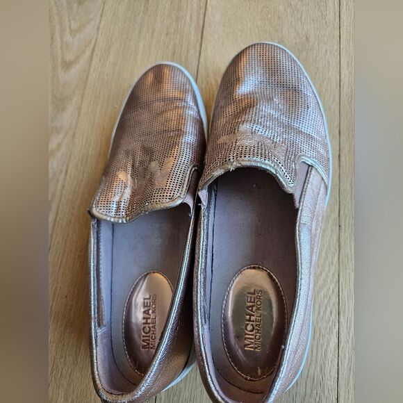 Michael Kors Women Keaton Slip-on Rose Gold Metallic Leather Lasercut Sneaker 7M - Picture 4 of 10